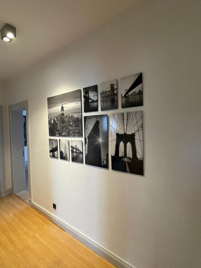 Schoene Grosse 4 Zimmer-Altbauwohnung Кил Екстериор снимка