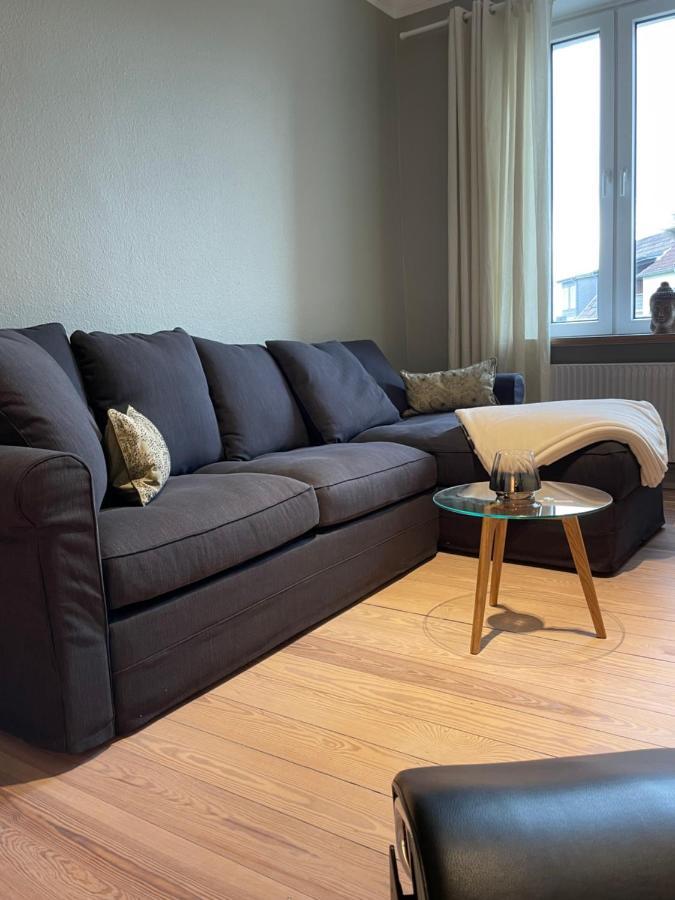 Schoene Grosse 4 Zimmer-Altbauwohnung Кил Екстериор снимка